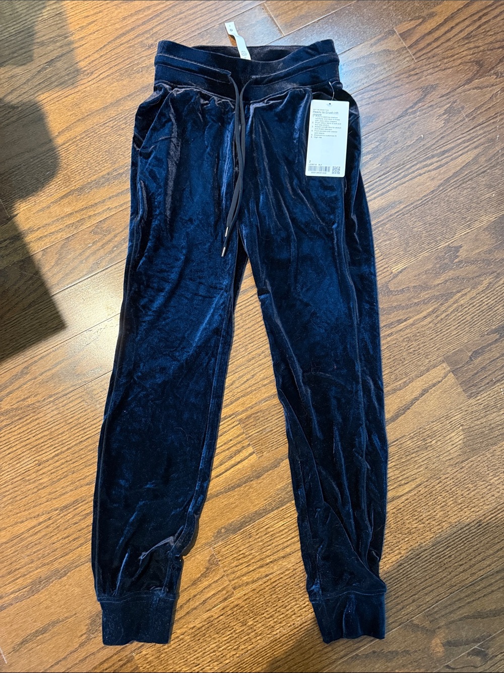 NWT LULULEMON - Ready To Crush HR Jogger - SIZE 2 - BLACK!!